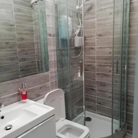 Private Double In City Center دبلن